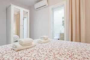 Posteľ alebo postele v izbe v ubytovaní EXCLUSIVO APT 2 HAB-2 BAÑOS-LUMINOSO ↑ CALIDADES