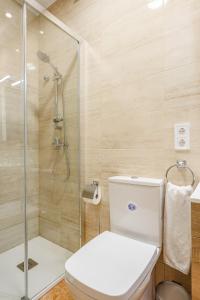 Kúpeľňa v ubytovaní EXCLUSIVO APT 2 HAB-2 BAÑOS-LUMINOSO ↑ CALIDADES