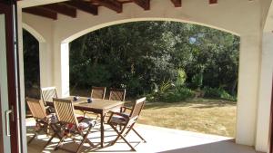Vonkajšia záhrada v ubytovaní AR-2 CALELLA DE PALAFRUGELL 8 PAX