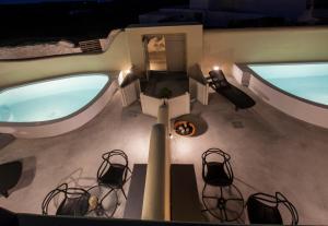 Bassein majutusasutuses Cupola Suites või selle lähedal