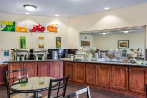 Gallery image of Quality Inn & Suites Lawrence - University Area in Lawrence