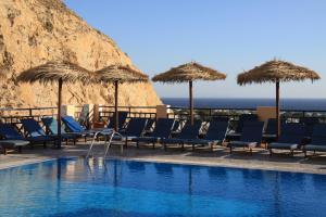 Bazén v ubytování Aegean View Hotel nebo v jeho okolí