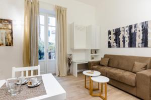 A seating area at Residenze Chamur Via Giuseppe Sciuti