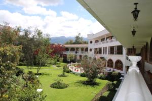 Foto da galeria de La Posada del Quinde em Otavalo