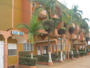 El edificio en el que está el hotel