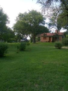 En have udenfor Cabañas Alma Comechingon