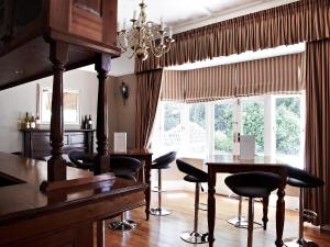 Posezení v ubytování Parkes Manor