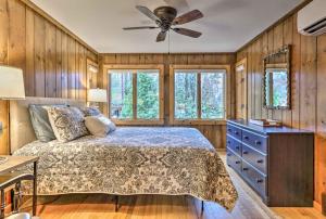Katil atau katil-katil dalam bilik di The Point on Highland Lake Near Mtn Creek Resort