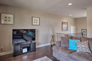 Colorado Springs Home - 10 Min to Downtown!