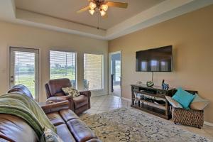 Φωτογραφία από το άλμπουμ του Condo on Golf Course - 10 Mi to South Padre Island σε Laguna Vista