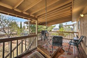 Balkons/terase naktsmītnē Page Home with Balcony and Yard, Walk to Rim View Trail