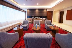 Posezení v ubytování Avenzel Hotel & Convention Cibubur