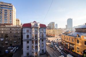 Nespecifikovaný výhled na destinaci Kyjev nebo výhled na město při pohledu z hotelu