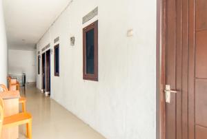 Gallery image of RedDoorz near Graha Cijantung Mall in Jakarta