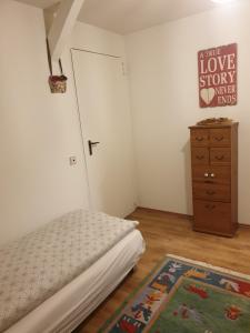 Ένα ή περισσότερα κρεβάτια σε δωμάτιο στο Apartment Stockerau