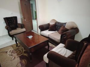 O zonă de relaxare la Petra Visitors Hotel