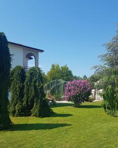 Vonkajšia záhrada v ubytovaní Holiday Apartment VILLA BIANCA