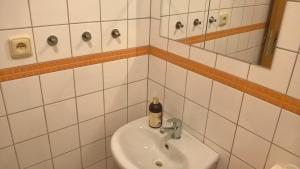 Koupelna v ubytování Studia Pod Lysou