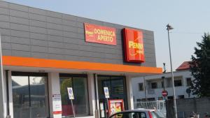 Supermarket nebo jiné obchody v  apartmánu nebo okolí