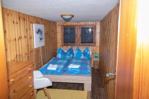 Postel nebo postele na pokoji v ubytování Ferienwohnung Slavica Dorfstrasse 94 Randa