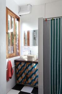 Ένα μπάνιο στο Eco House Via Verde