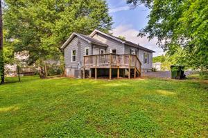Сад в Mt Holly Cottage, Near Ntl Whitewater Center