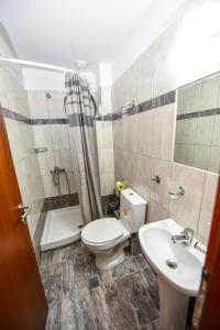 Koupelna v ubytování Hotel Toronto