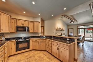 Gallery image of Pet-Friendly Buena Vista Home with Mtn Views! in Buena Vista +16 photos