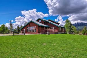 Spacious Riverfront Retreat on 10 Private Acres!