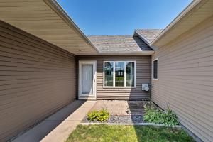 Foto dalla galleria di Elwood Townhome with Patio, 7 Mi to Johnson Lake a Elwood