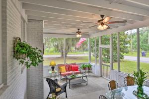 Gallery image of Beaufort Home with Porch, 4 Mi from Downtown! in Beaufort