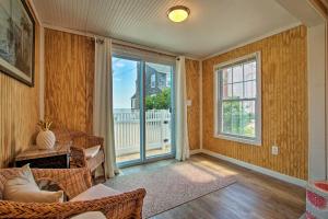 Gallery image of Walk to Hawks Nest Beach Coastal Old Lyme Apt in Old Lyme