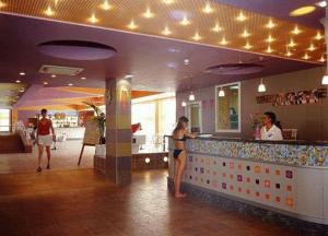 Гості Hotel Com - All Inclusive