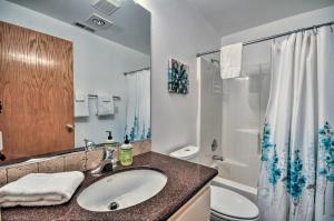 Ένα μπάνιο στο Peaceful, Pet-Friendly Washougal Paradise! +25 φωτογραφίες