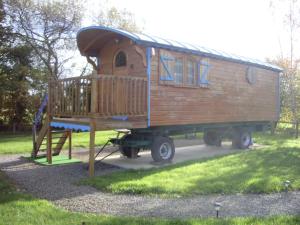 Photo de la galerie de l'établissement Roulottes des Trolls, à La Boussac