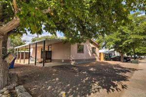 Gallery image of Page Home with Patio and BBQ, 3 Mi to Lake Powell! in Page