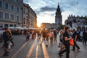 Hostia v ubytovaní Last Floor Apartment - Krakow City Center close to Old Town