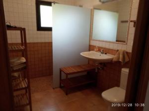 Koupelna v ubytování Casa Mayans + 10 fotografií