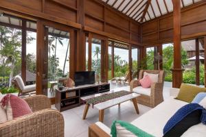 Gallery image of Villa Ronggo Mayang at Balian beach in Antasari