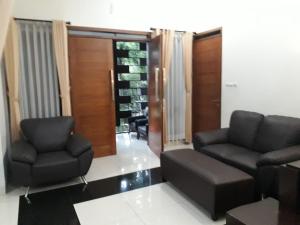 Posezení v ubytování Villa Taribandung