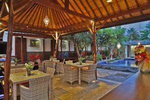 Zahrada ubytování Sari Gili Bungalow