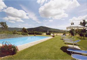 Πισίνα στο ή κοντά στο Holiday apartments La Bozza and Il Bozzino
