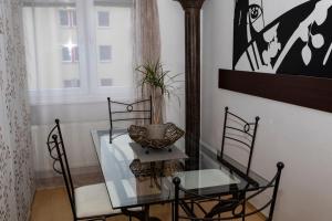 Area soggiorno di Richie Apartment near Aquapark