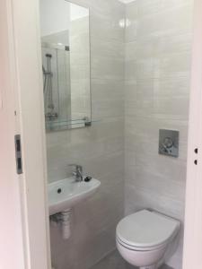 Kúpeľňa v ubytovaní Apartamenty Przy Plaży Gdynia Orłowo