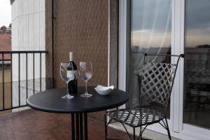 Μπαλκόνι ή βεράντα στο Cute & Cozy rooms train station