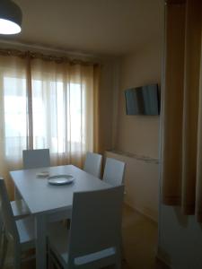TV a/nebo společenská místnost v ubytování Residence Agave Lampedusa