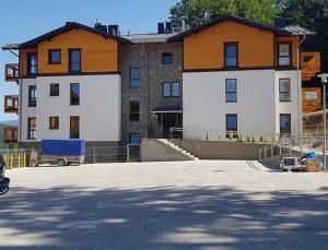 Budova, v ktorej sa apartmán nachádza