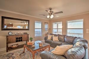 Gallery image of Luxe Waterfront Lake Pontchartrain Home with Dock! in Venetian Isles