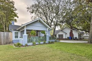 Gallery image of Cozy Bearadise Bungalow 2 Mi to Magnolia Market! in Waco