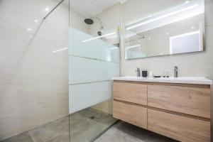 Vonios kambarys apgyvendinimo įstaigoje CMG Place d'Italie/ Les Gobelins